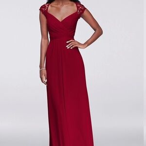 David's Bridal Long Mesh Bridesmaid Dress with Lace Cap Sleeve in Apple Red NWT